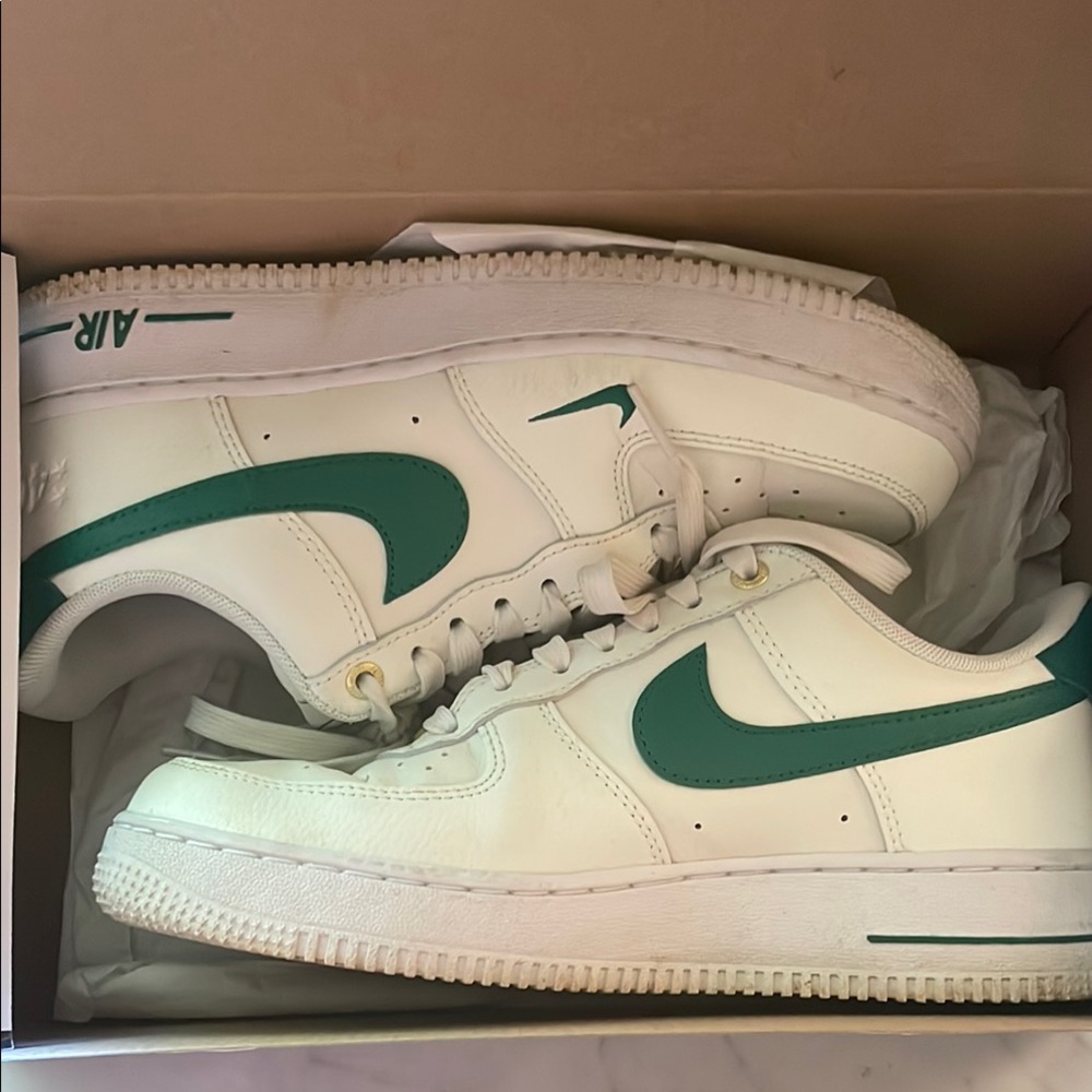 Nike Air Force 1 White and Green Sneakers 40 year celebration shoes